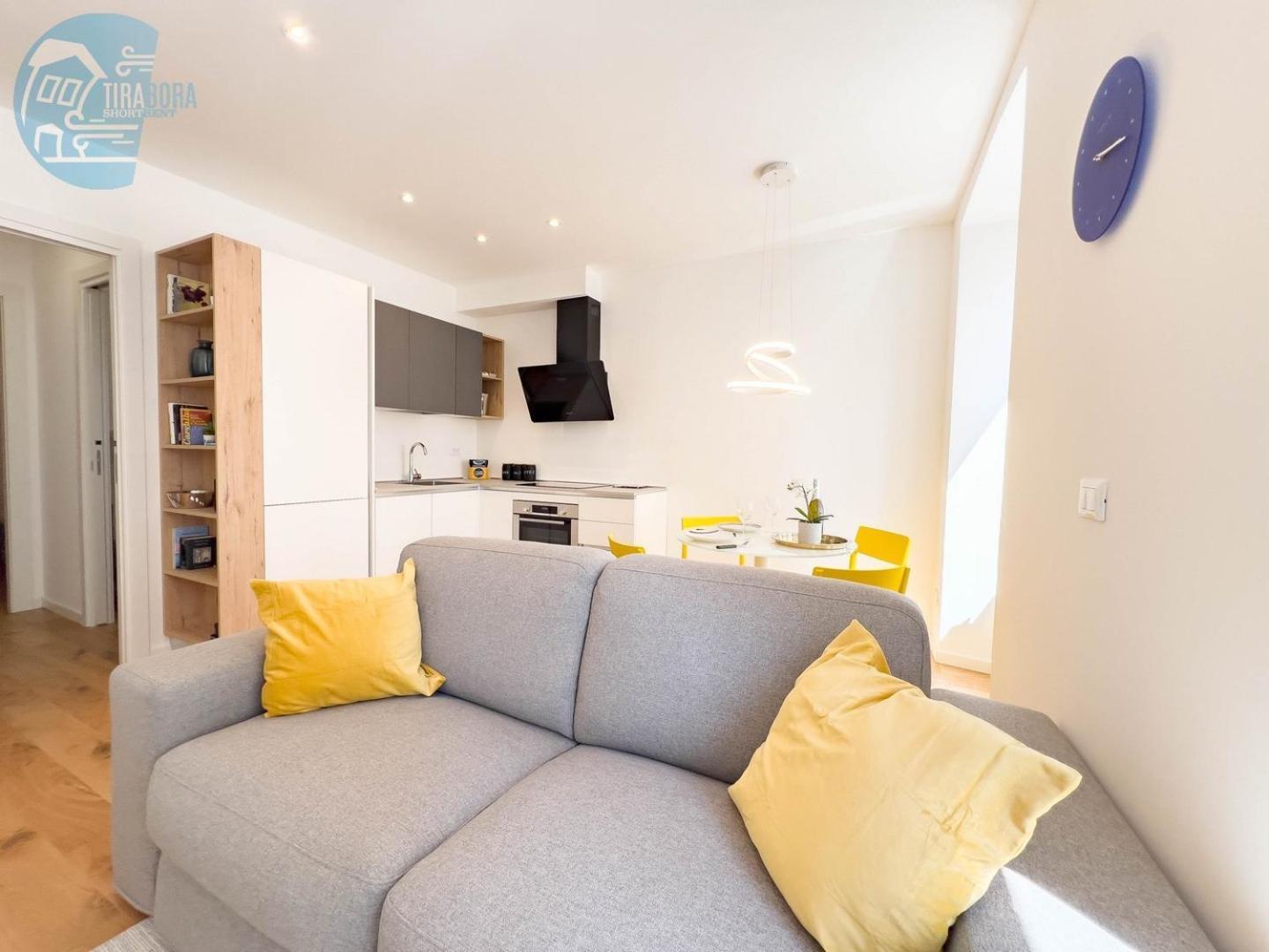 Cassa Di Risparmio 11 Tirabora Short Rent ترييستي المظهر الخارجي الصورة